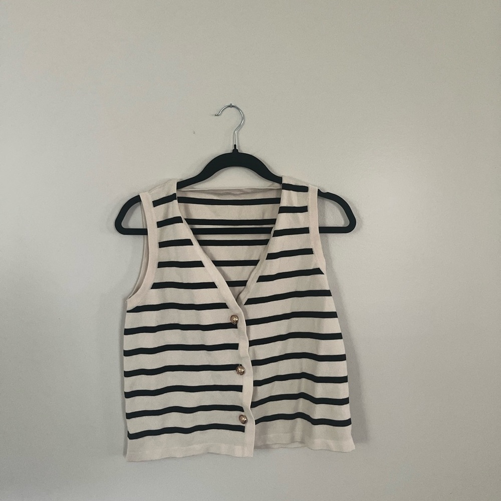 Sleeveless V-Neck Button Front Tank - White with Black Stripes